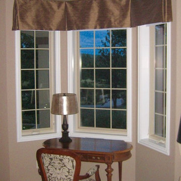 Writing Desk and Animal Watching