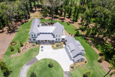 Cottage exterior home photo in Atlanta