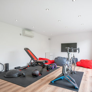 Multi-Functional Office, Gym & Relaxed Garden Room, Brentwood