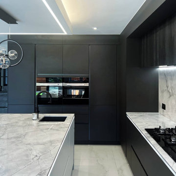 Modern Black Kitchen Bedhampton