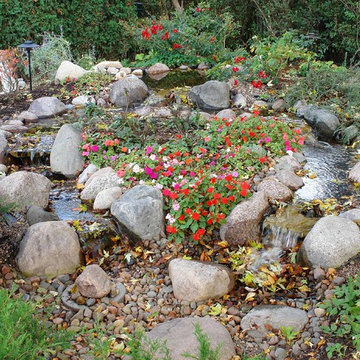 Outdoor Patio, Built-In-Grill, Seatwalls, & Water Feature