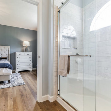 Kingswood Craftsman | Modin Rigid LVP Collection Scandinavian Customer Space |OH