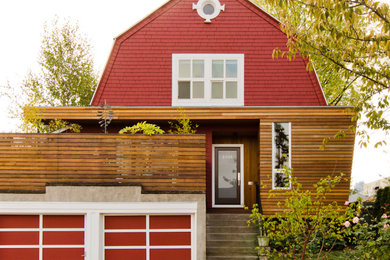 Diseño de porche cerrado moderno pequeño en patio delantero y anexo de casas