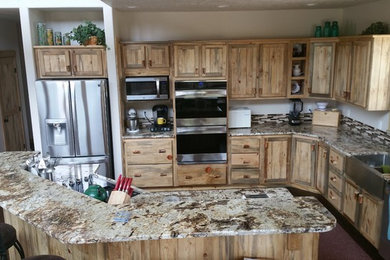 Example of an arts and crafts kitchen design in Boise