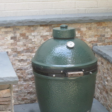 Outdoor Kitchens & Grilling Stations