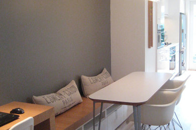 Inspiration for a contemporary kitchen remodel in Toronto