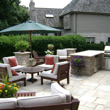 Grills and Outdoor Kitchens