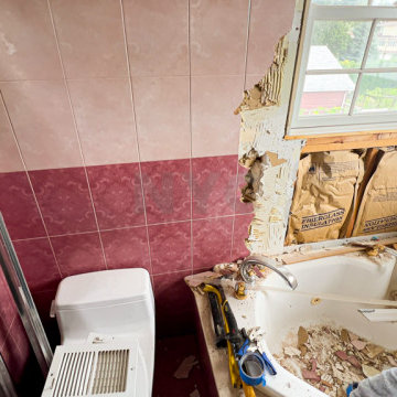 B and T 2.5  bathrooms