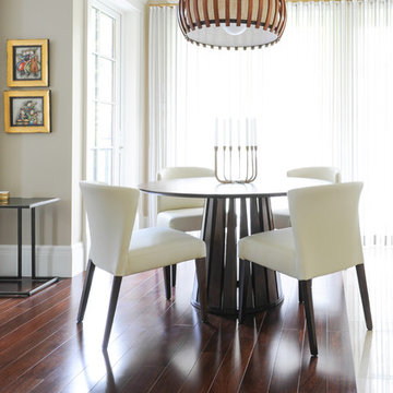 West Side Family Room & Dinette