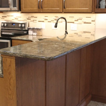Erie, IL- Cherry Compliments Oak in a Remodeled Kitchen