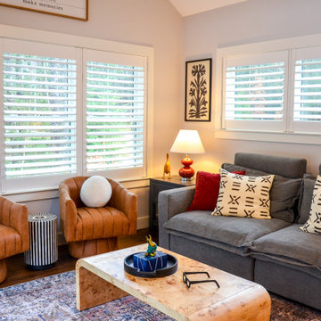 Swanky sunroom
