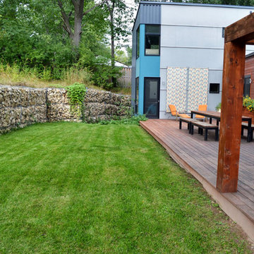 X-Line 003 | backyard