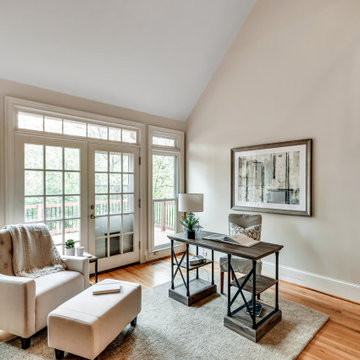 Interior Design/Home Staging Den / Office / Extra Room