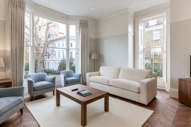 Photo of a modern living room in London.