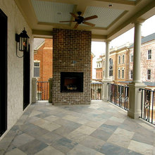 Poco Main Exterior
