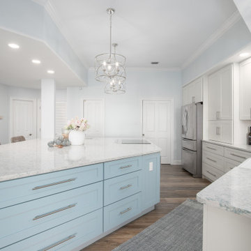 Stunning Kitchen Remodel Done in a Subtle Two-Tone Color