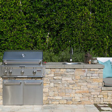 outdoor kitchen
