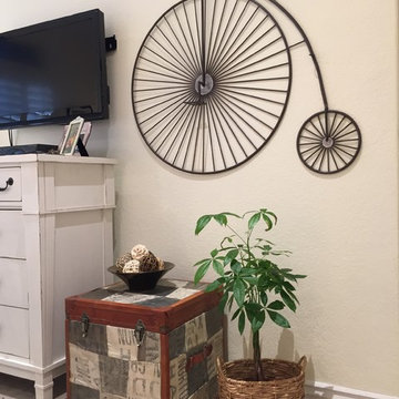 Condo Remodel - Country - Gilmore Girls - Traditional
