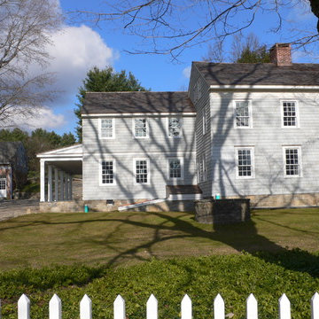 EXTOWN FARMHOUSE