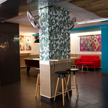 Cockteleria Just Drink, Hotel Bar