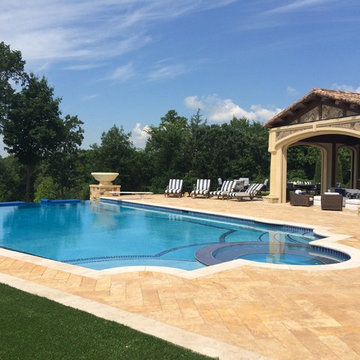 VANISHING EDGE POOL