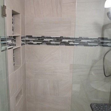Pomona Second Bath