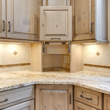 Rustic Traditional Kitchen Monrovia, MD