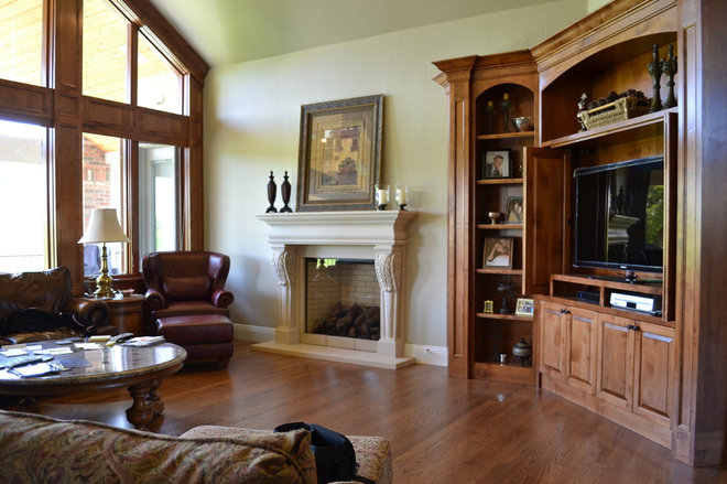 Traditional Family Room by Distinctive Mantel Designs, Inc