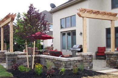Inspiration for a transitional patio remodel in Columbus