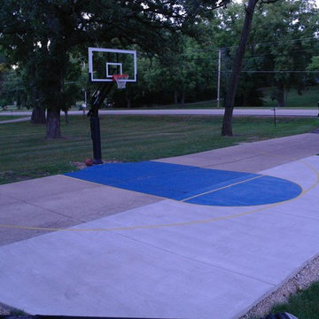 Trent T's Pro Dunk Platinum Basketball System on a 46x25 in Beloit, WI