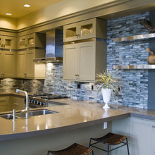 Sink with bar