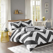 Peter Bedroom