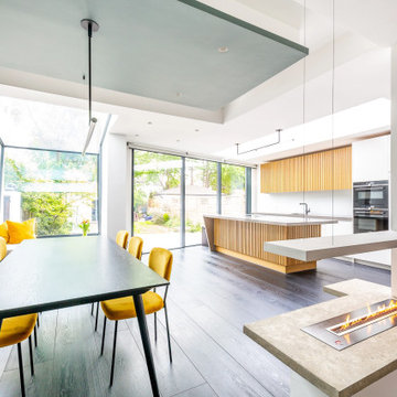 Straight Lines_ Contemporary House extension / full refurbishment