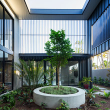 Exterior: Garden (courtyard, etc)