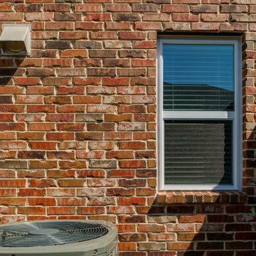 Brennan Solar Bear Single Hung Windows - Frisco, TX