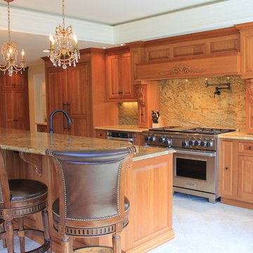 Traditional Light Brown Kitchen Remodel w/ Granite Wall Back splash