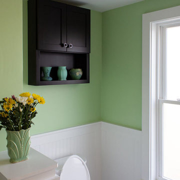 Farmhouse Pingree Grove Bath
