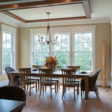 Traditional Dining Room