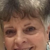 Alma Davis's photo