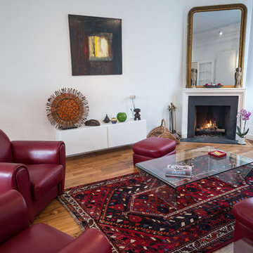 Salon avec cheminée