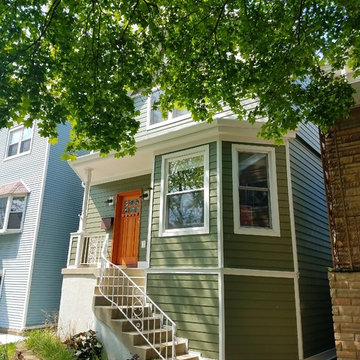 Chicago, IL 60625 James Hardie Siding Heathered Moss Exterior