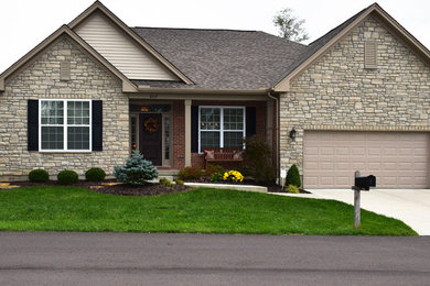 Inspiration for a craftsman exterior home remodel in Cincinnati