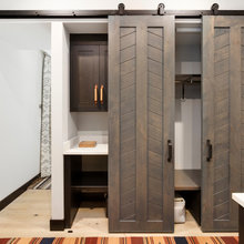 Estes barn door