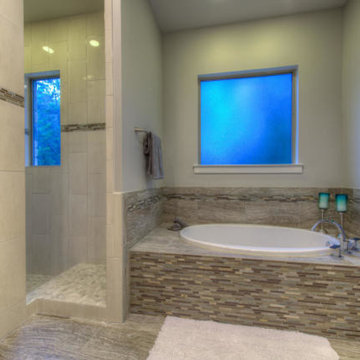 Lakeway, TX Home Minutes From Downtown Austin