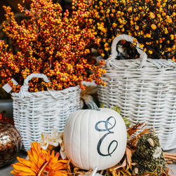 Our Products - Fall Living Spaces - Holiday Accents And Figurines