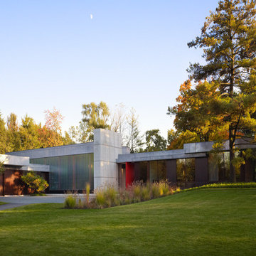 Grounded In Modernism