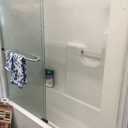 Groton, CT Showroom - Bathtubs
