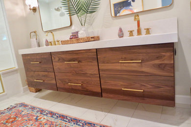 Example of a bathroom design in St Louis