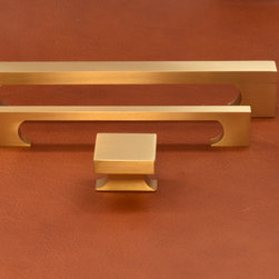 American Made Hardware - Cabinet And Drawer Handle Pulls