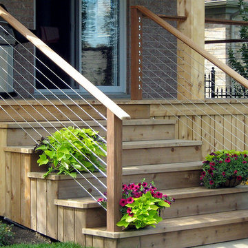 Cable deck railing